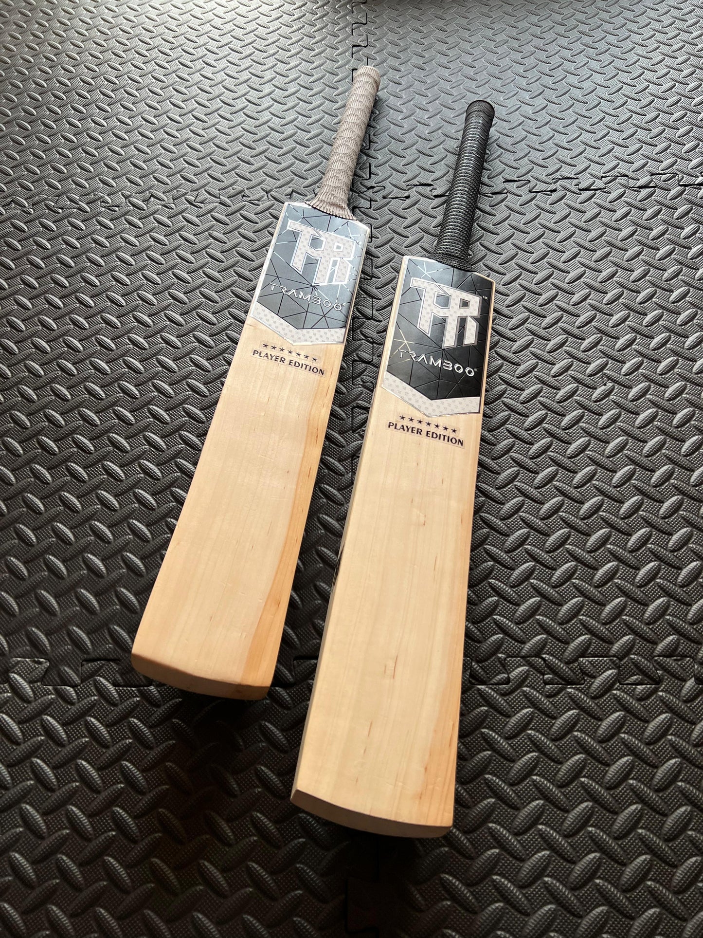 Tramboo Players Edition Leather Bat
